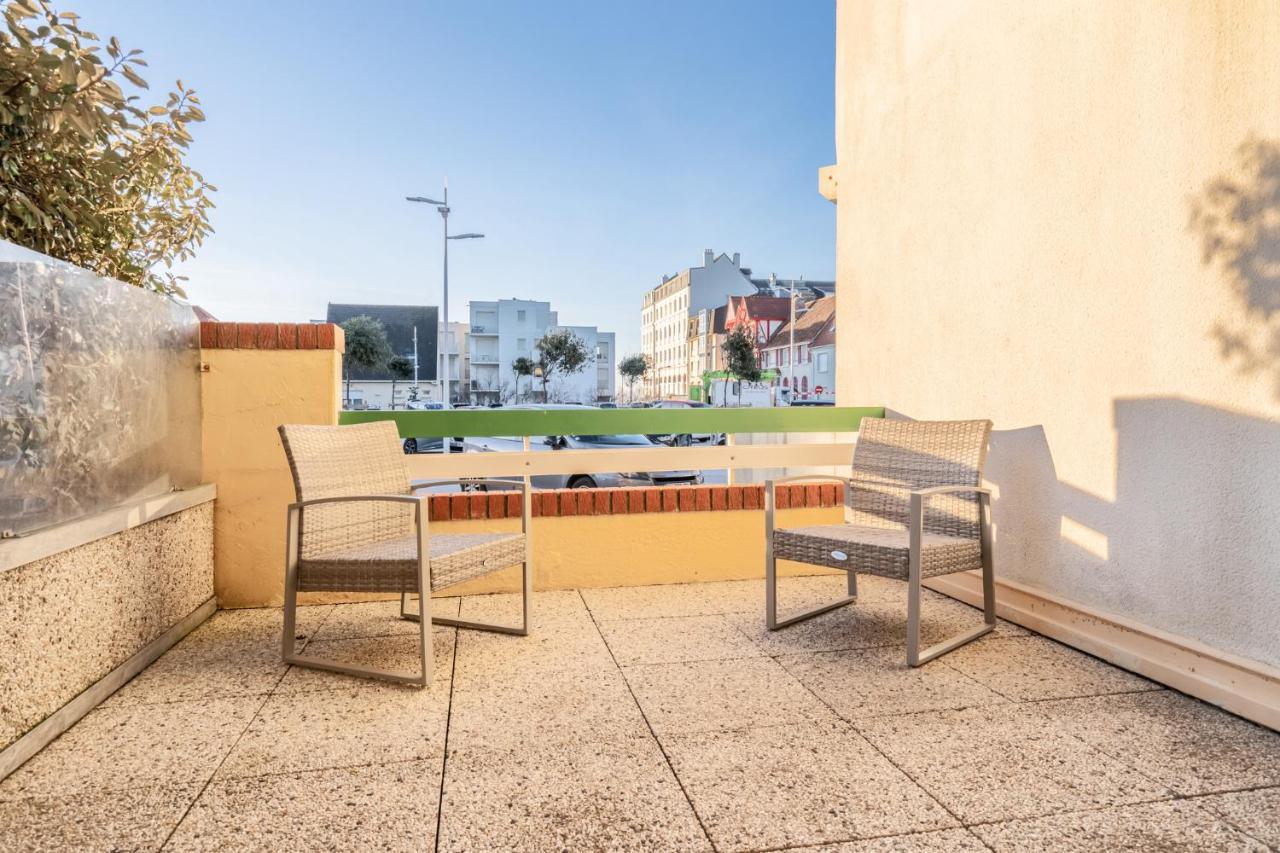 Agréable appartement et terrasse à 2 pas de la mer Wimereux Extérieur photo