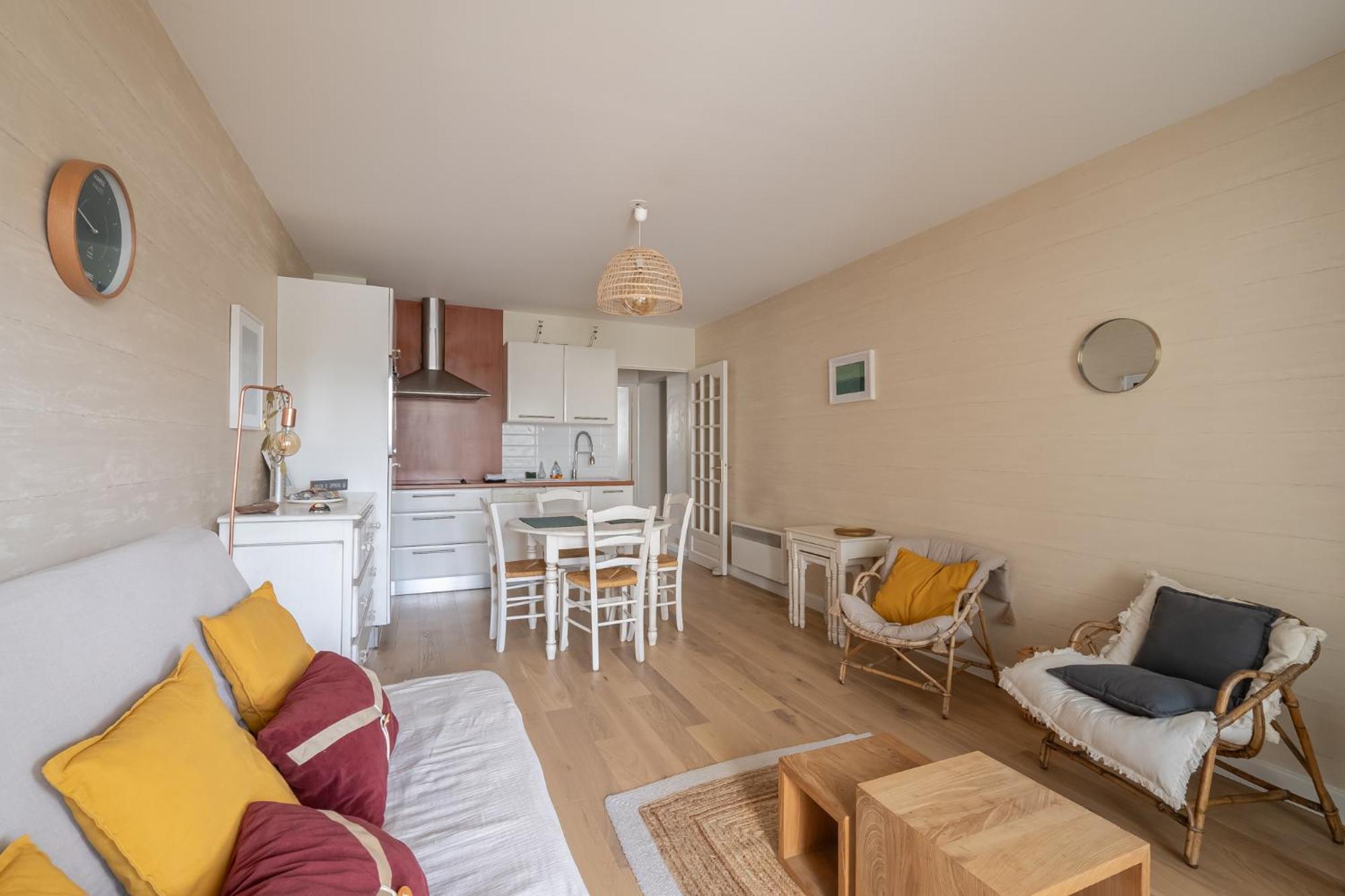 Agréable appartement et terrasse à 2 pas de la mer Wimereux Extérieur photo